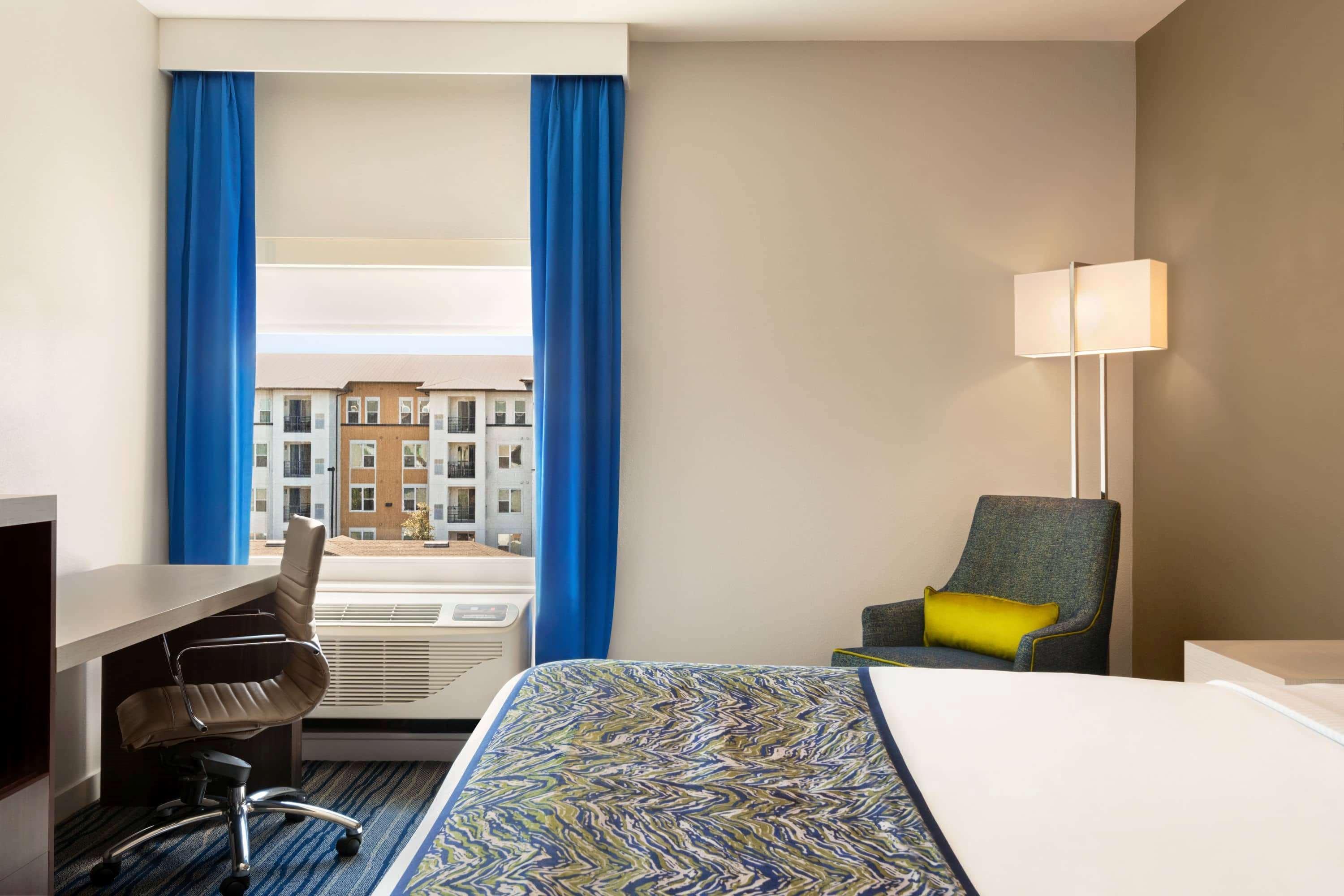 La Quinta Inn & Suites By Wyndham Orlando I-Drive Theme Parks Williamsburg エクステリア 写真
