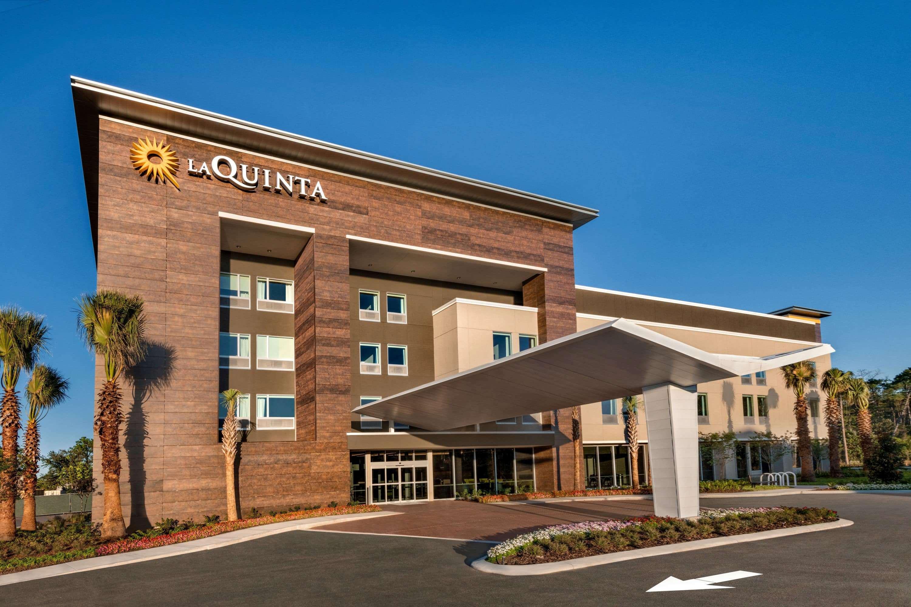 La Quinta Inn & Suites By Wyndham Orlando I-Drive Theme Parks Williamsburg エクステリア 写真