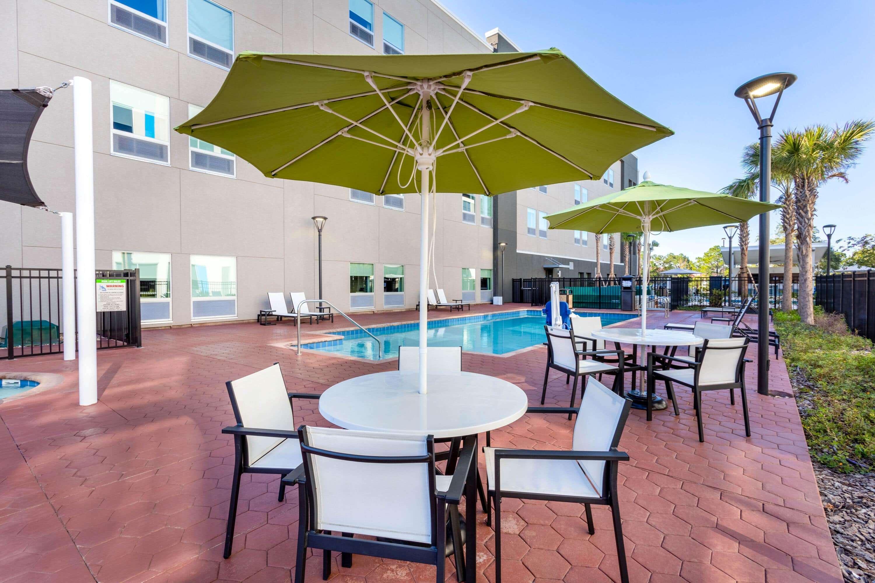 La Quinta Inn & Suites By Wyndham Orlando I-Drive Theme Parks Williamsburg エクステリア 写真