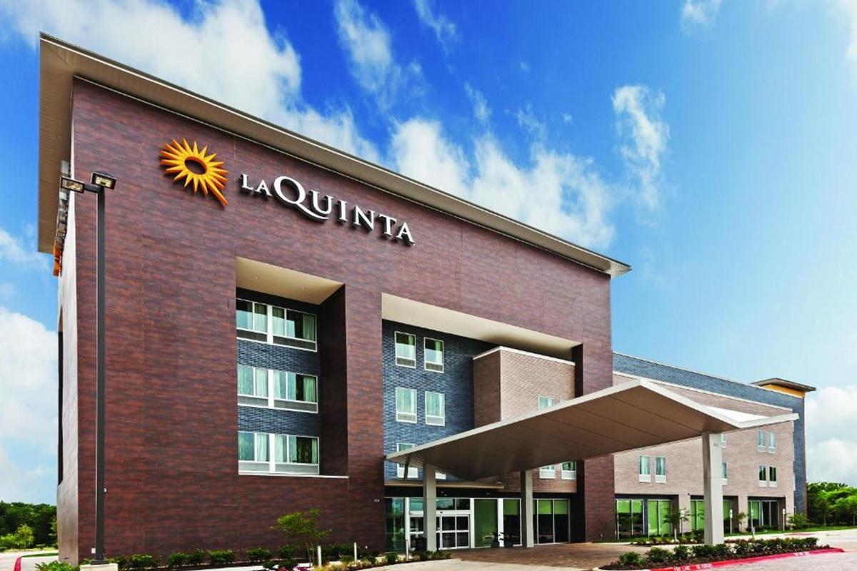 La Quinta Inn & Suites By Wyndham Orlando I-Drive Theme Parks Williamsburg エクステリア 写真